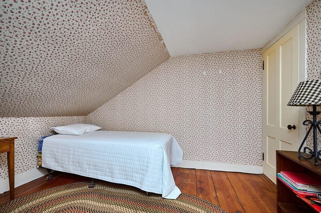 971 Bernardston Road Greenfield, MA 01301 - Photo 25 of 42 Gallery Image 25