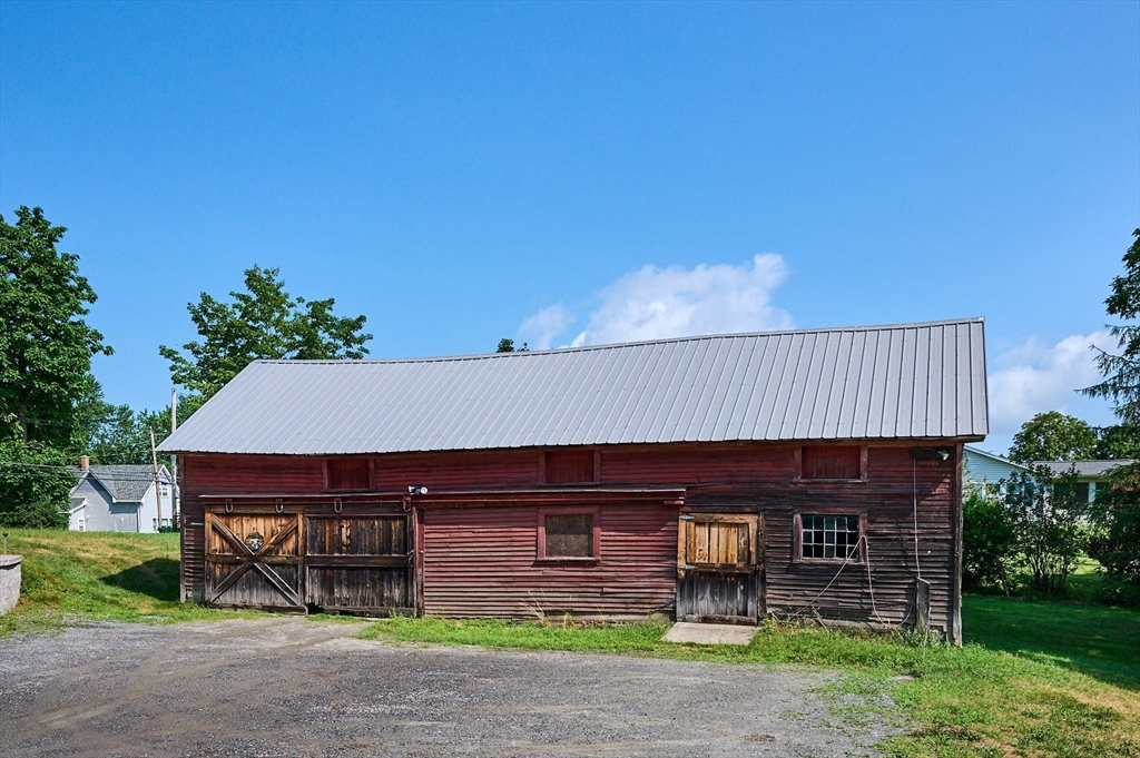 971 Bernardston Road Greenfield, MA 01301 - Photo 31 of 42 Gallery Image 31