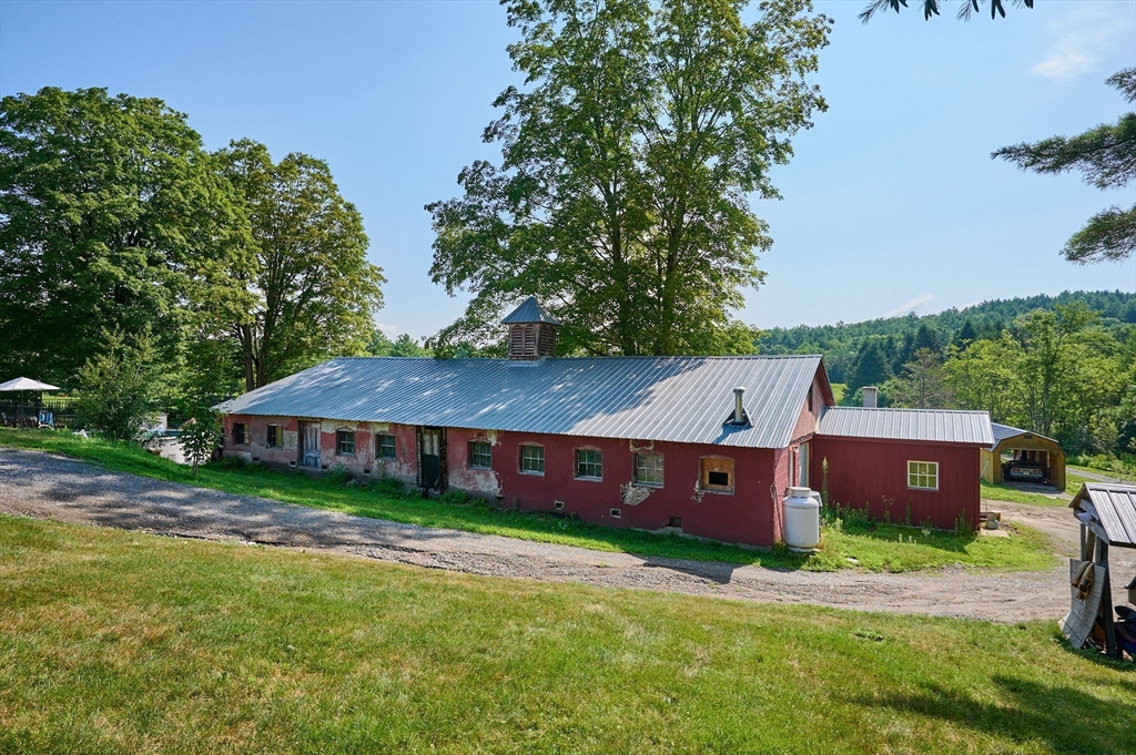 971 Bernardston Road Greenfield, MA 01301 - Photo 32 of 42 Gallery Image 32