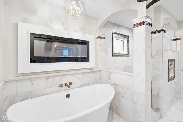 $425,000 | 8853 Briarclift Road, Indianapolis, IN 46256