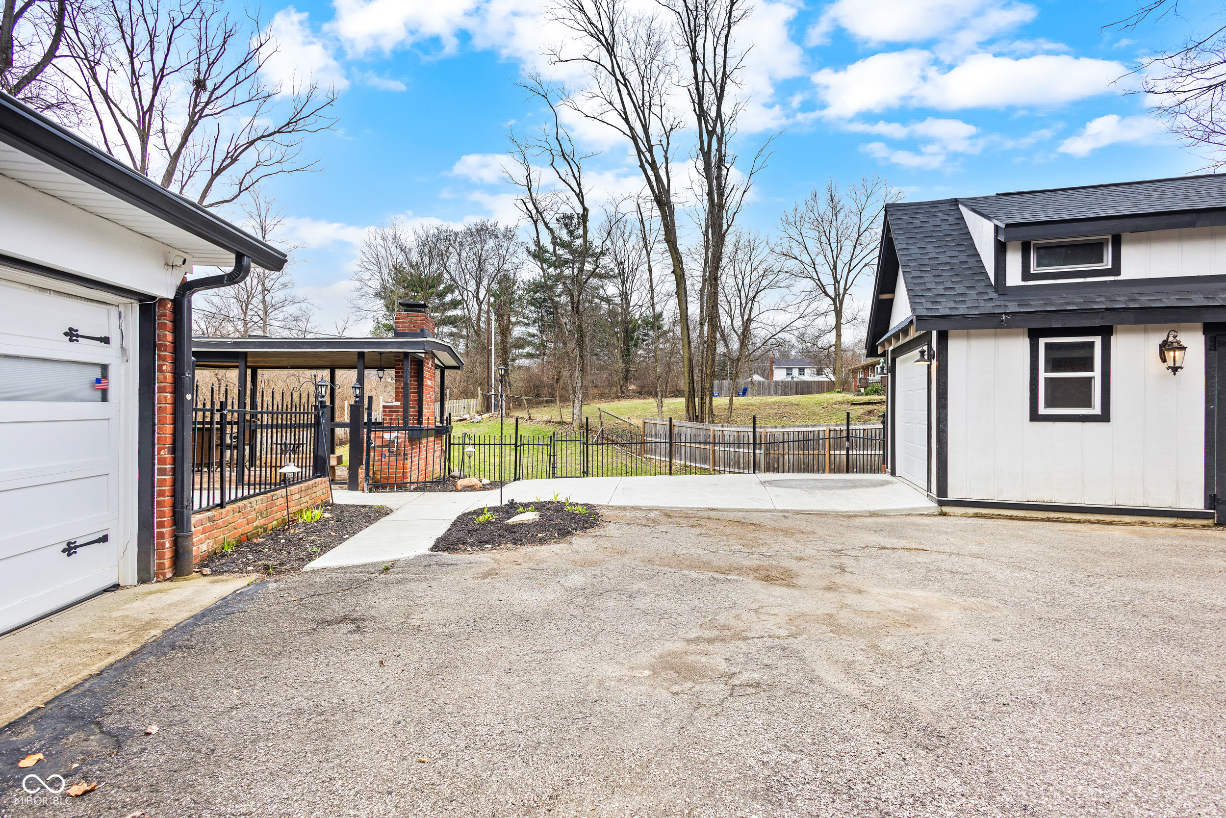 8853 Briarclift Road Indianapolis, IN 46256 - Photo 45 of 72