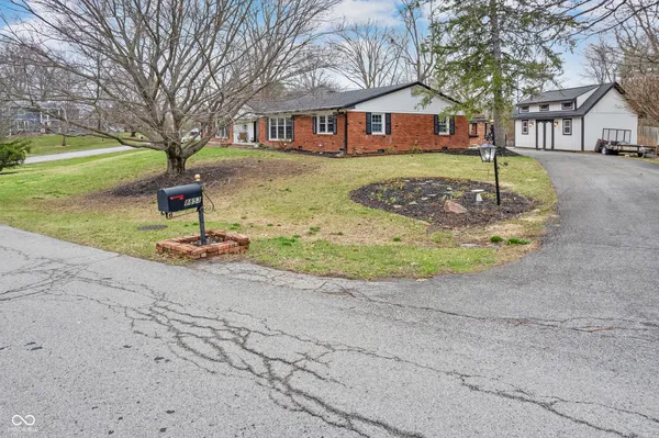 $425,000 | 8853 Briarclift Road, Indianapolis, IN 46256