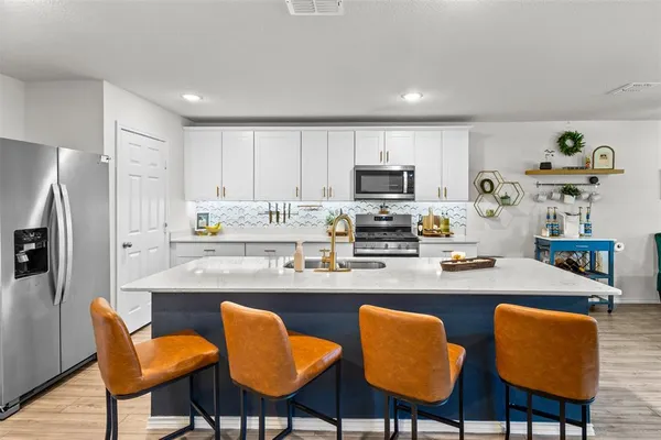 $399,000 | 6609 Auburn Dl Road, Pilot Point, TX 76258