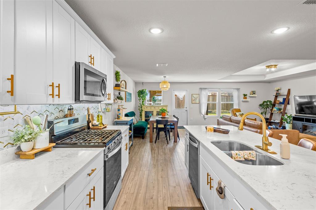 6609 Auburn Dl Road Pilot Point, TX 76258 - Photo 15 of 40