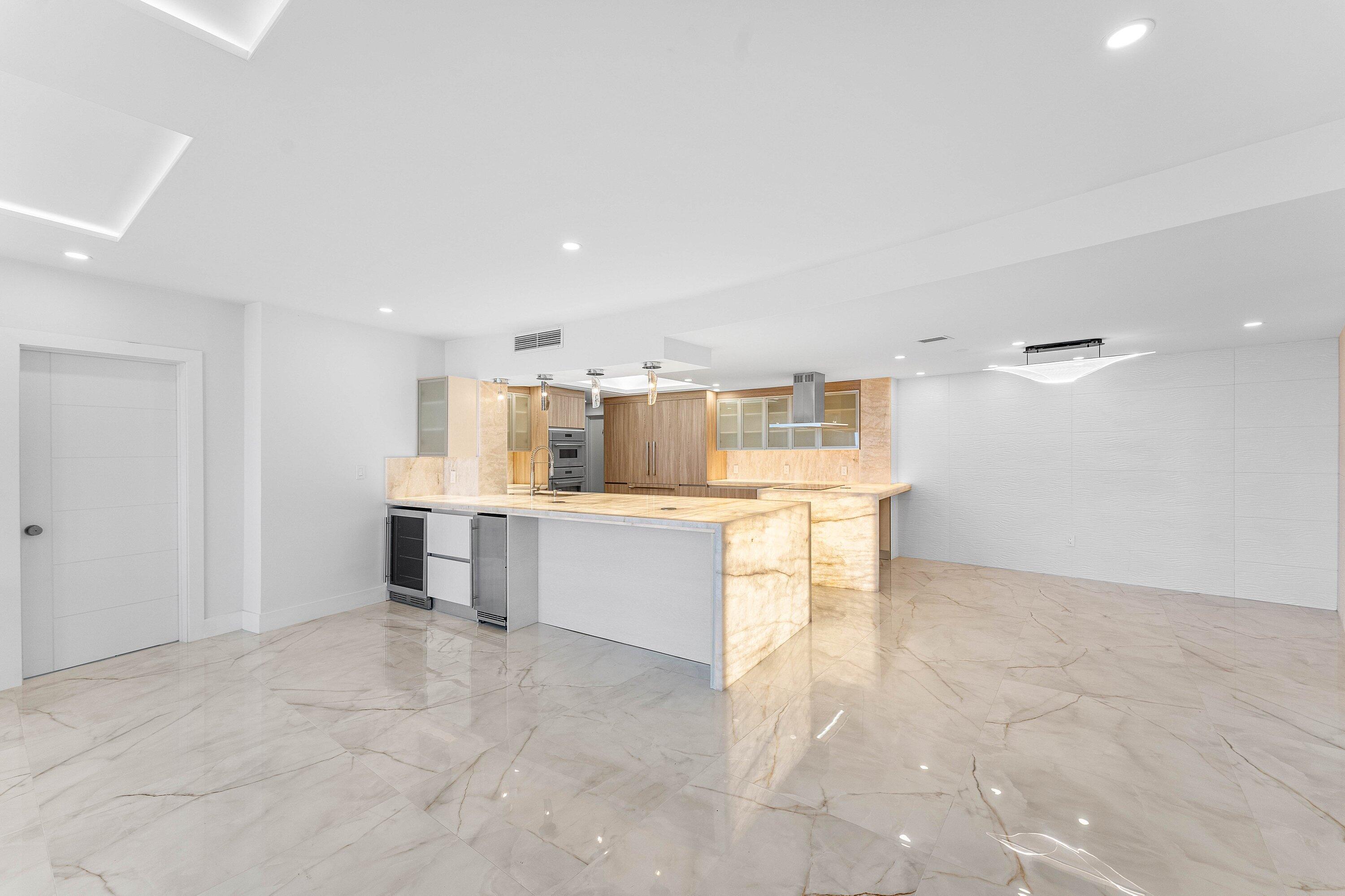 700 South Ocean Boulevard, Unit 504 Boca Raton, FL 33432 - Photo 11 of 55 001-700SouthOceanBoulevard-BocaRaton-FL-