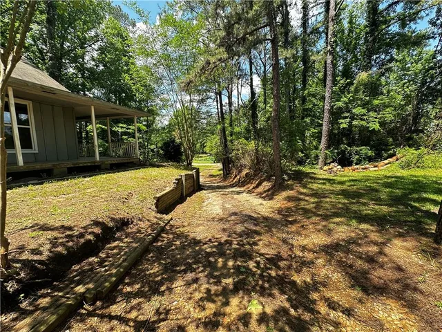 $1,650 | 393 Fish Hatchery Road, Forest Hill, LA 71430