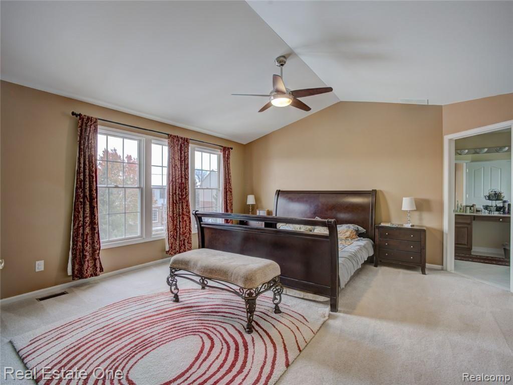 708 Enchantment Drive Rochester, MI 48307 - Photo 26 of 39 DSC00297_8_9.jpg