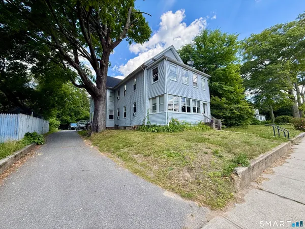 $329,900 | 185-187 Main Street, Plainfield, CT 06354
