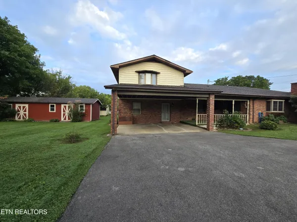 $239,900 | 1203 Winchester Avenue, Middlesboro, KY 40965