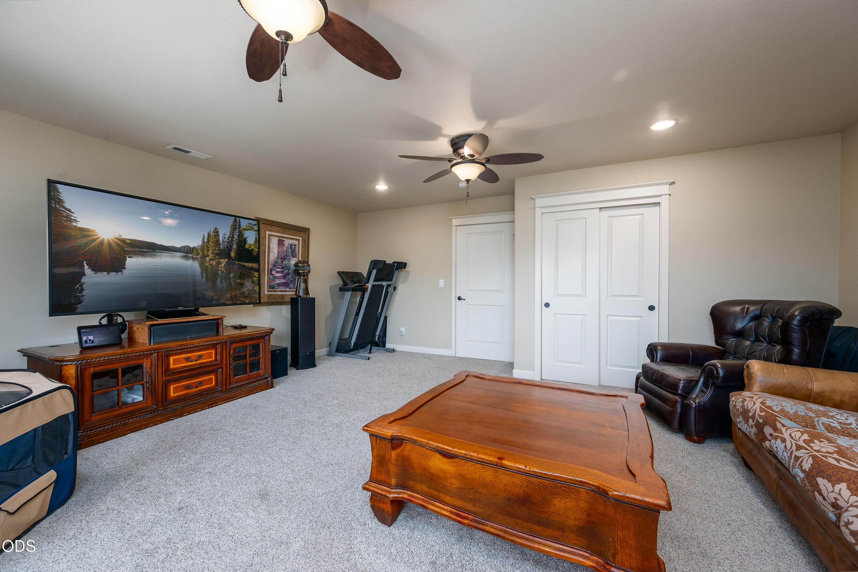 20768 Northeast Horizon Ridge Place Bend, OR 97701 - Photo 34 of 46
