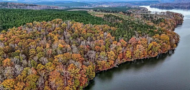 $15,386,400 | 0 Stokes Ferry Road, New London, NC 28127