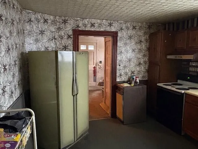 $159,000 | 27 Dexter Street, Bangor, ME 04401