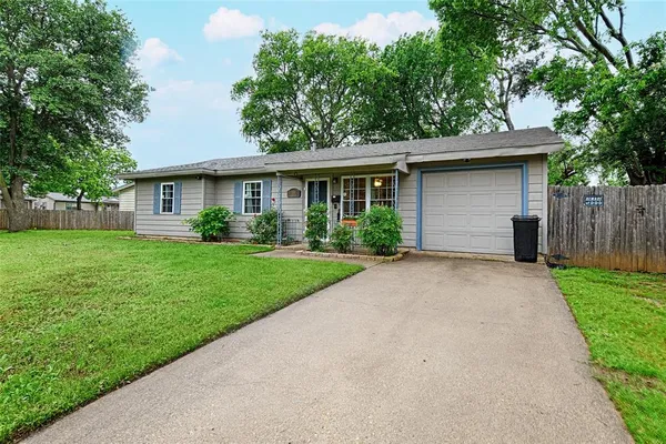 $255,000 | 531 Himes Drive, Euless, TX 76039