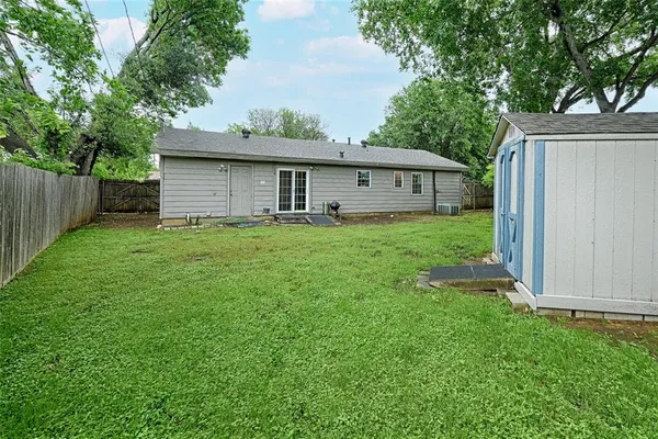 $255,000 | 531 Himes Drive, Euless, TX 76039