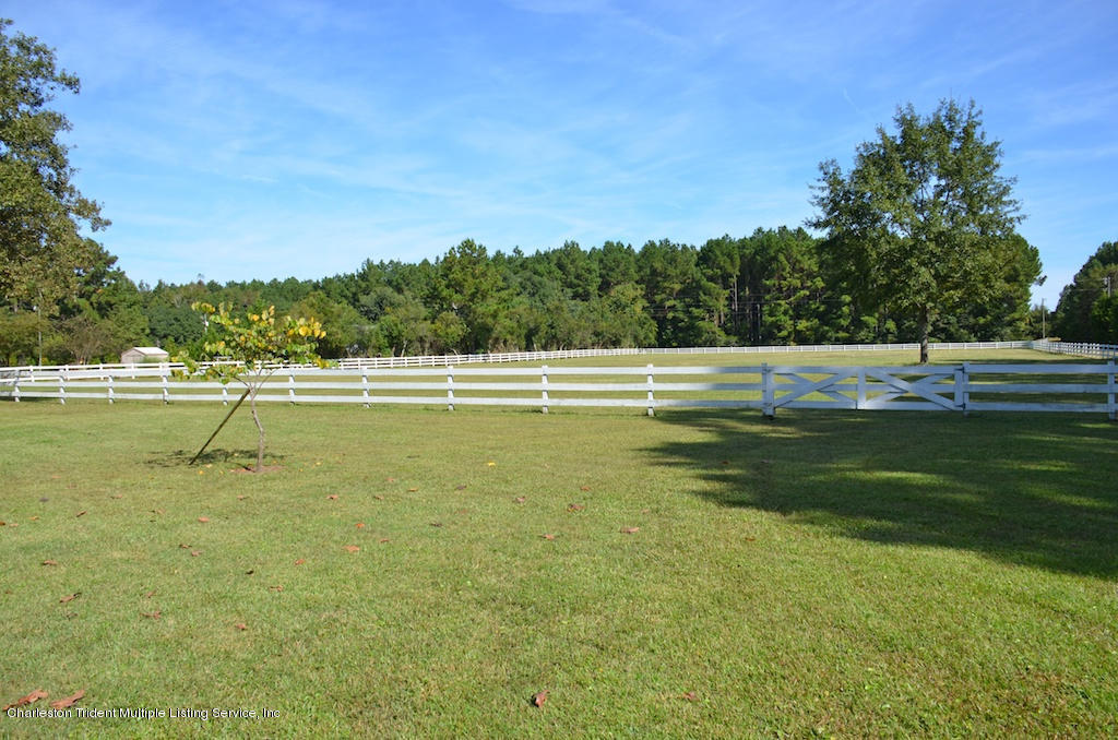 8540 Doar Road Awendaw, SC 29429 - Photo 8 of 29 d17