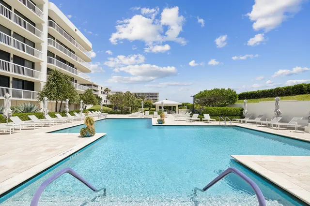 $3,295,000 | 3300 South Ocean Boulevard, Unit 508S, Palm Beach, FL 33480
