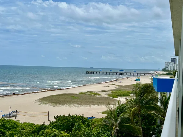 $8,500 | 704 North Ocean Boulevard, Unit 504, Pompano Beach, FL 33062