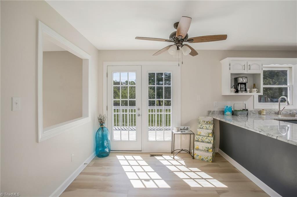 7517 Strawberry Road Summerfield, NC 27358 - Photo 10 of 45 DEN