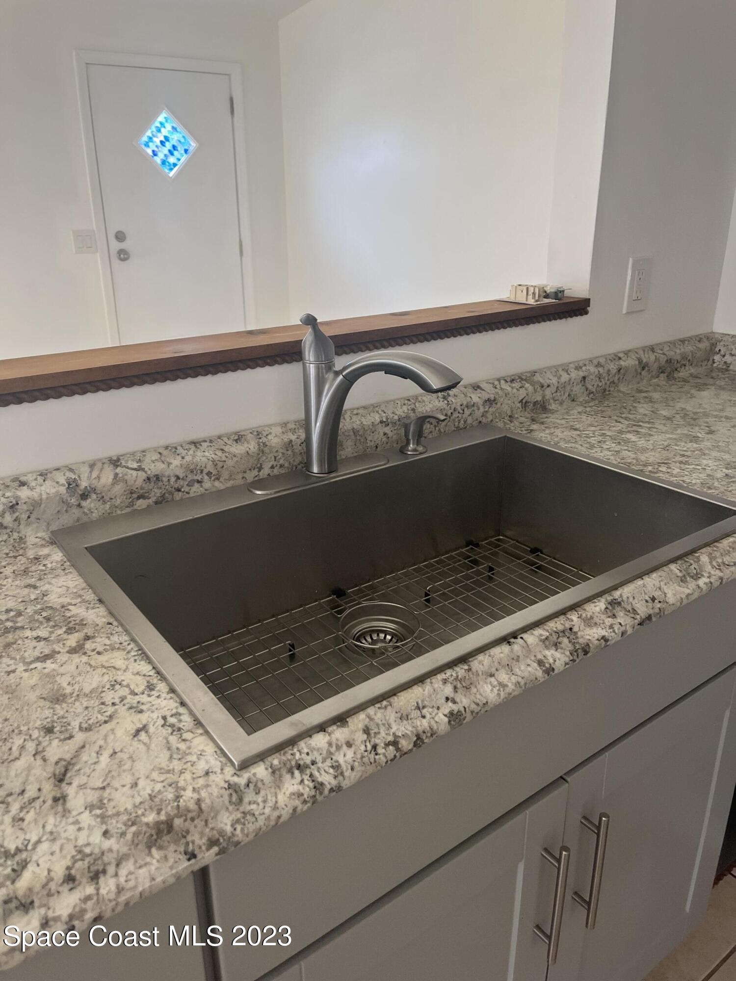 314 Loquat Drive Sebastian, FL 32976 - Photo 3 of 18 IMG-1453