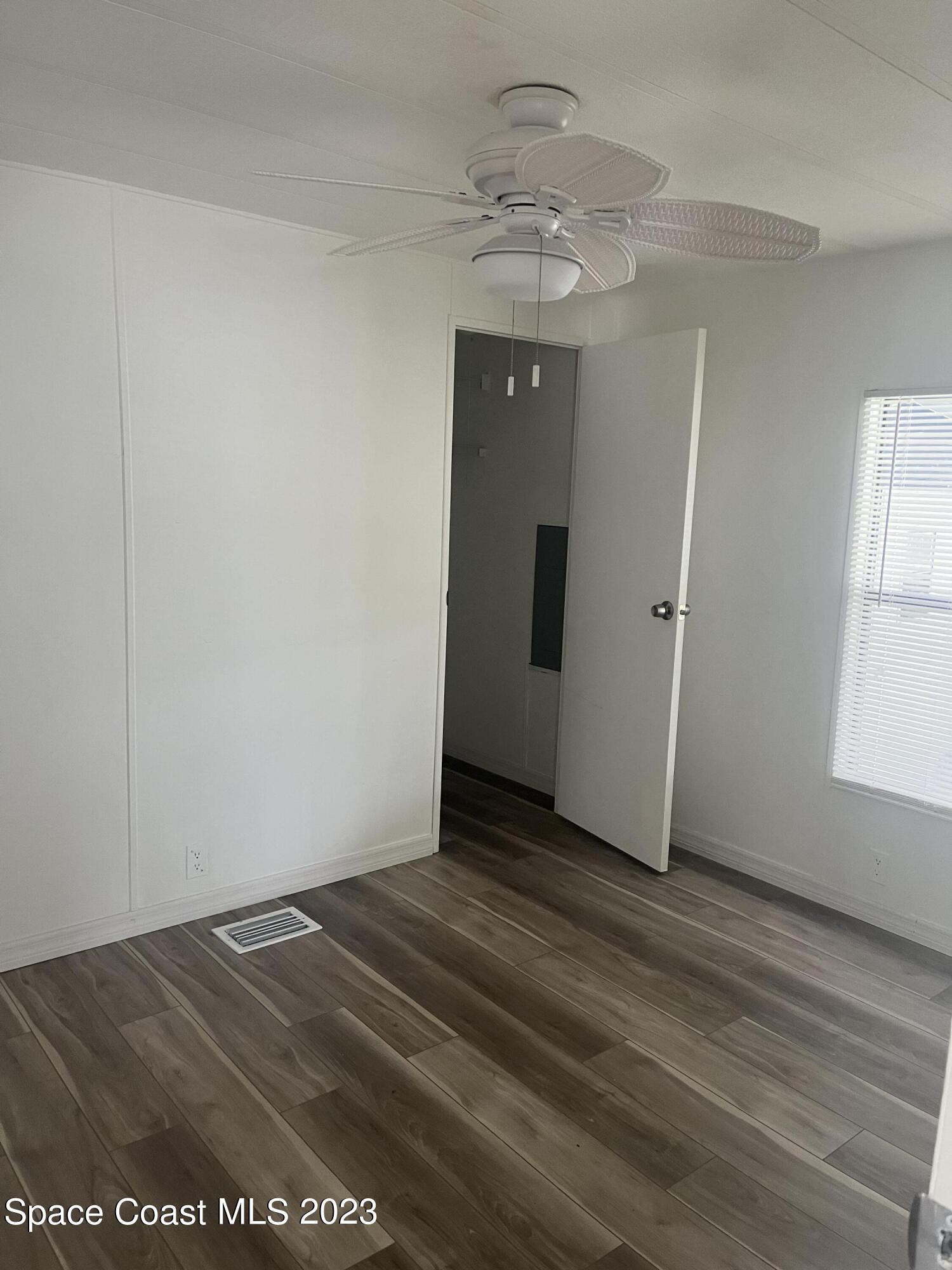 314 Loquat Drive Sebastian, FL 32976 - Photo 9 of 18 IMG-1445 (1)