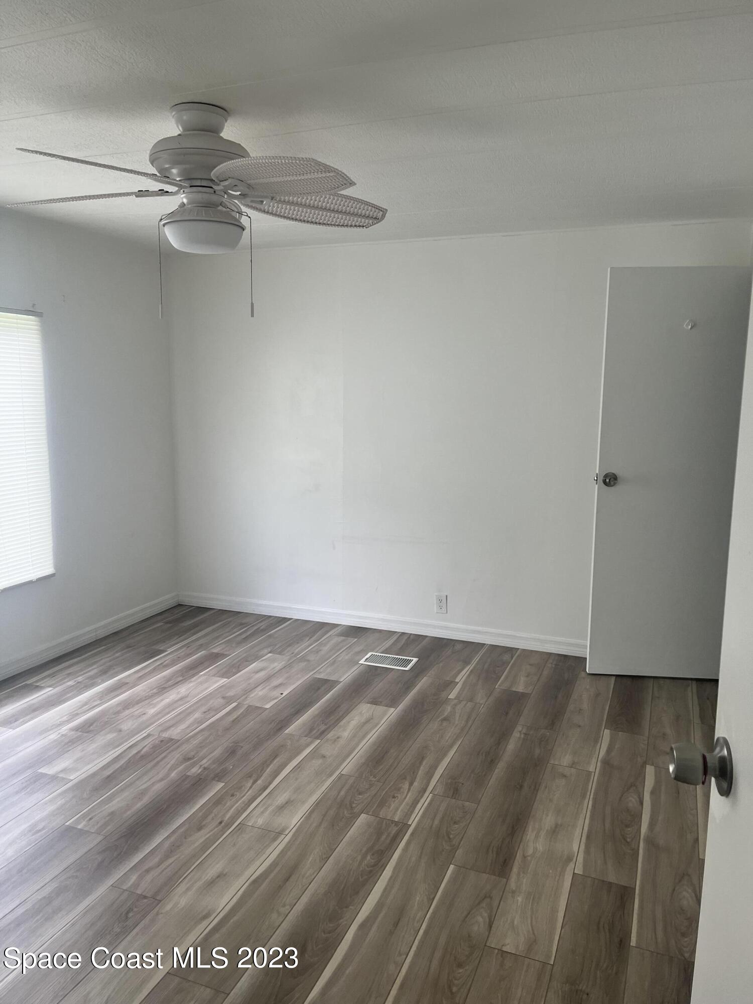 314 Loquat Drive Sebastian, FL 32976 - Photo 10 of 18 IMG-1447