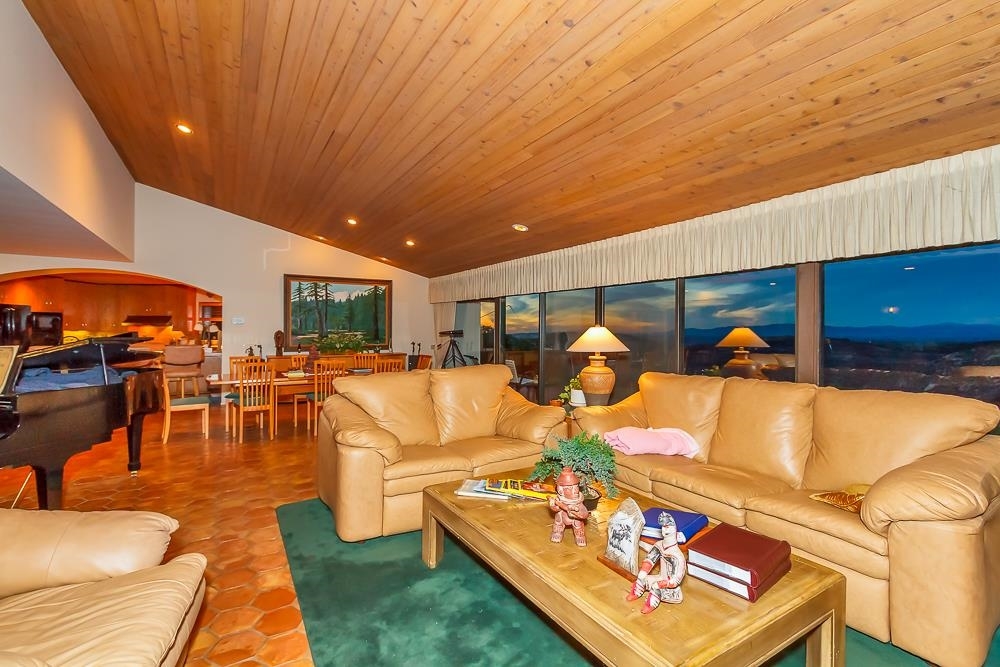 28535 Gordon Hill Road Valley Center, CA 92082 - Photo 15 of 23 Gallery Image 15