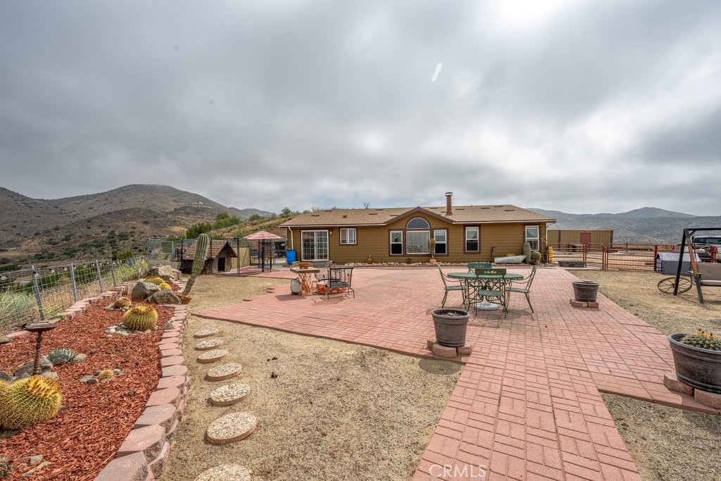 33330 Palen Road Agua Dulce, CA 91390 - Photo 51 of 56 an outdoor space with seating