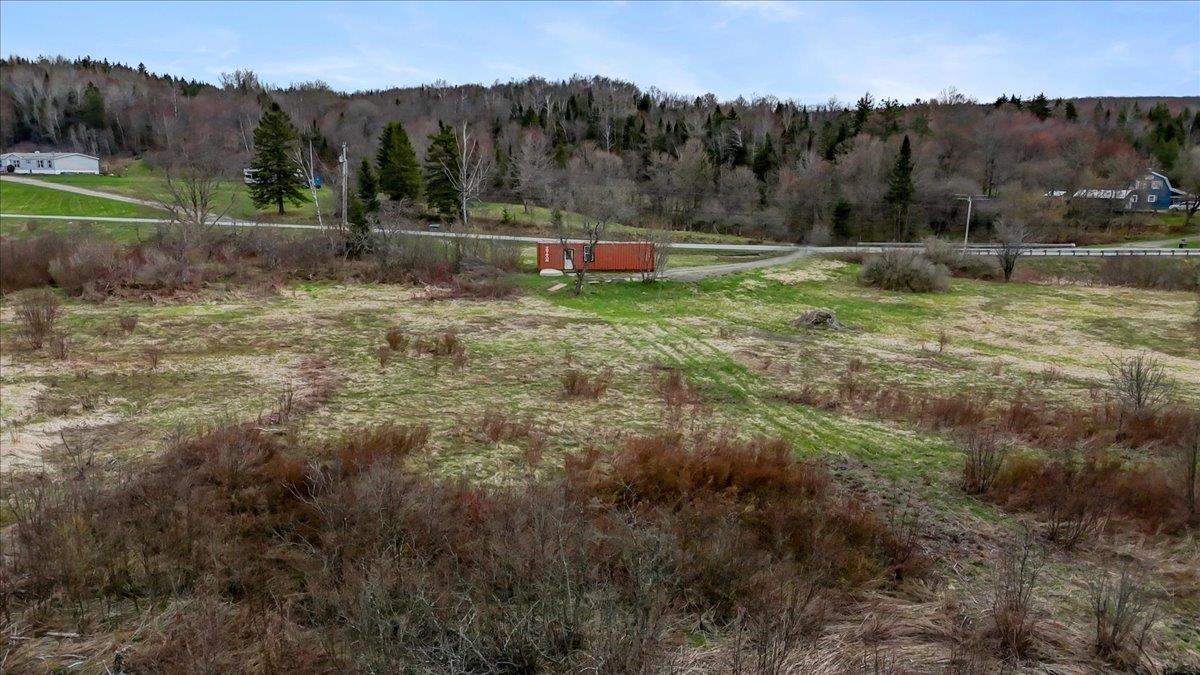 6847 Highway 122 Sheffield, VT 05866 - Photo 18 of 31