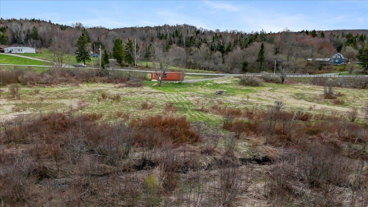 6847 Highway 122 Sheffield, VT 05866 - Photo 19 of 31