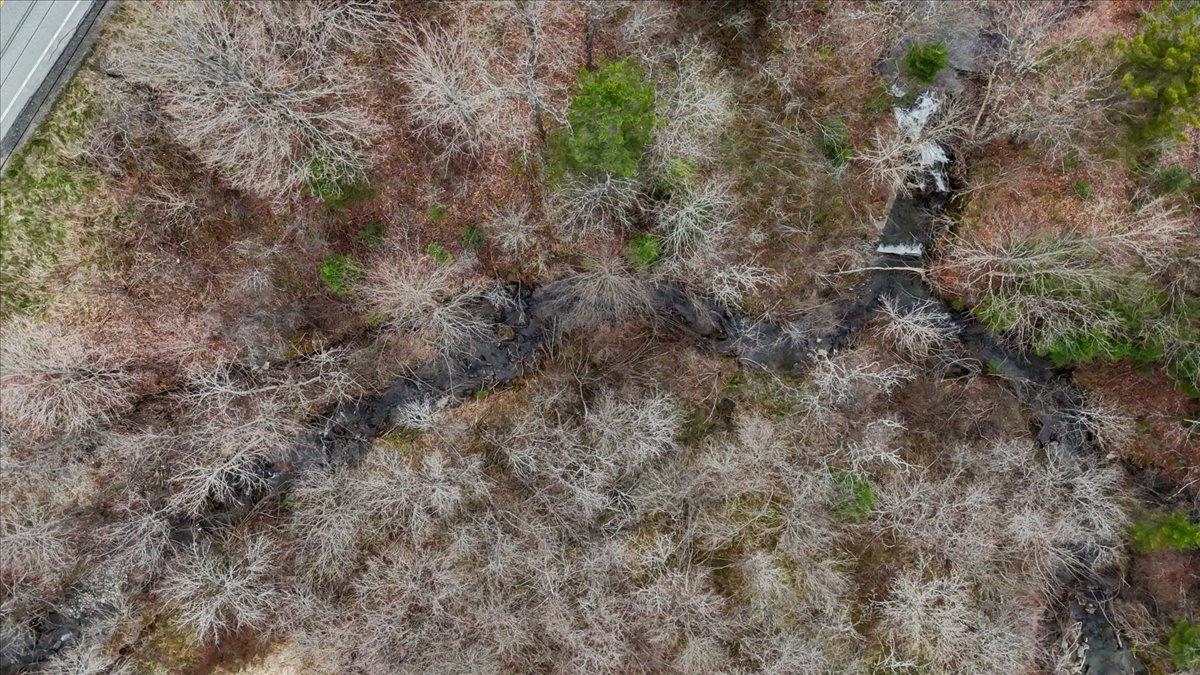 6847 Highway 122 Sheffield, VT 05866 - Photo 25 of 31