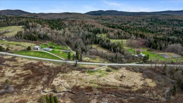 $69,000 | 6847 Highway 122, Sheffield, VT 05866