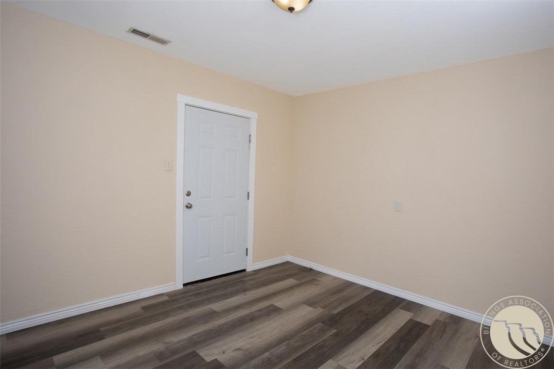 6513 Frey Road Shepherd, MT 59079 - Photo 30 of 42 Guest house room