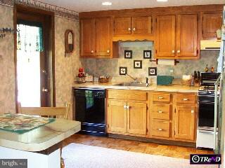1331 Clymer Road Hatfield, PA 19440 - Photo 3 of 6 Gallery Image 3
