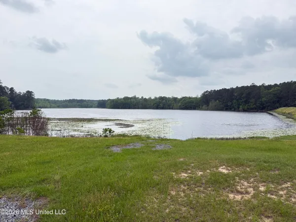 $418,000 | 2109 Furrs Mill Drive Northeast, Wesson, MS 39191