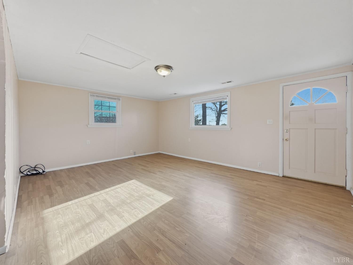 10368 Spring Mill Road Concord, VA 24538 - Photo 3 of 31