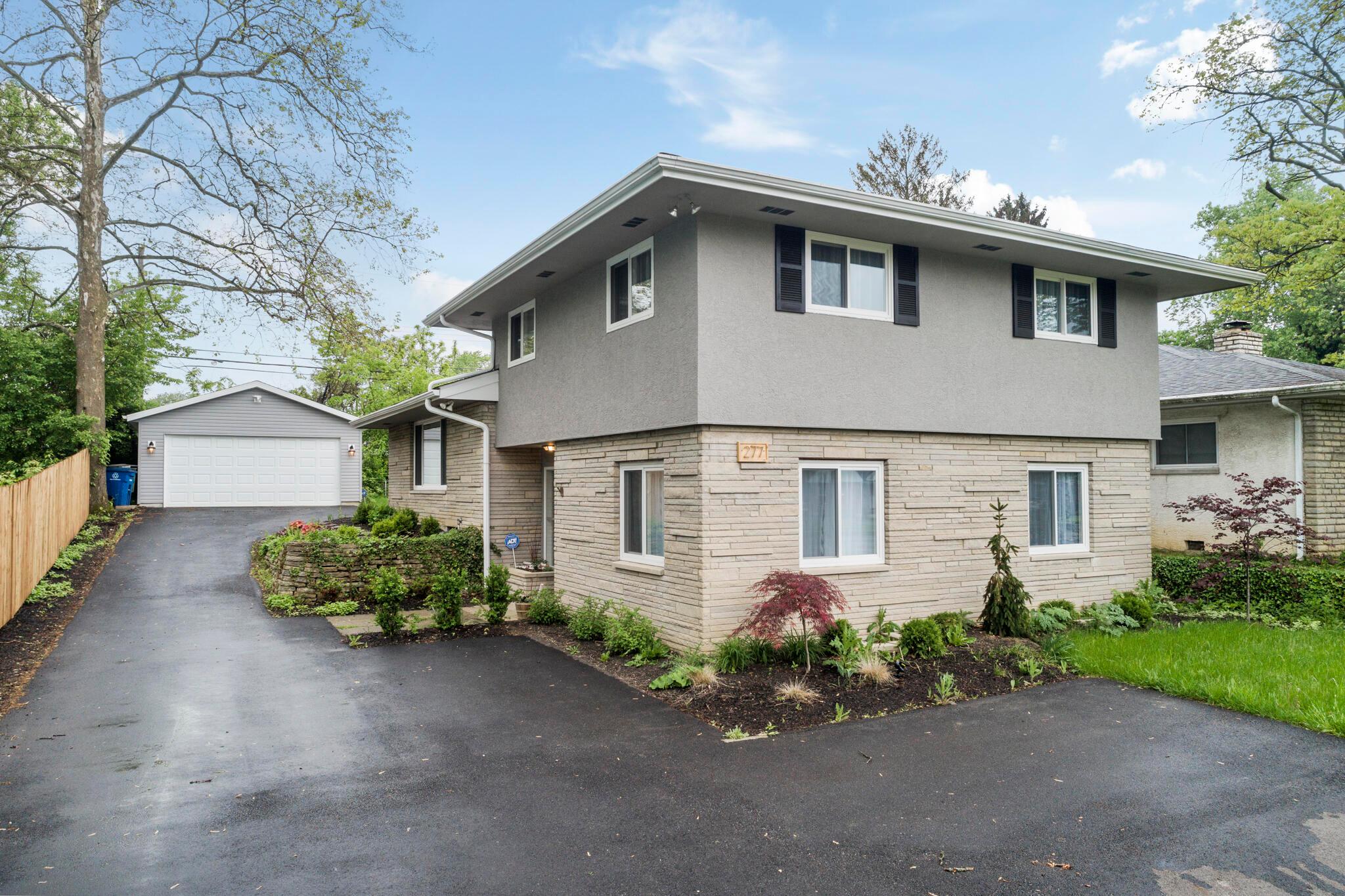 277 South James Road Columbus, OH 43213 - Photo 1 of 36 DJI_0333