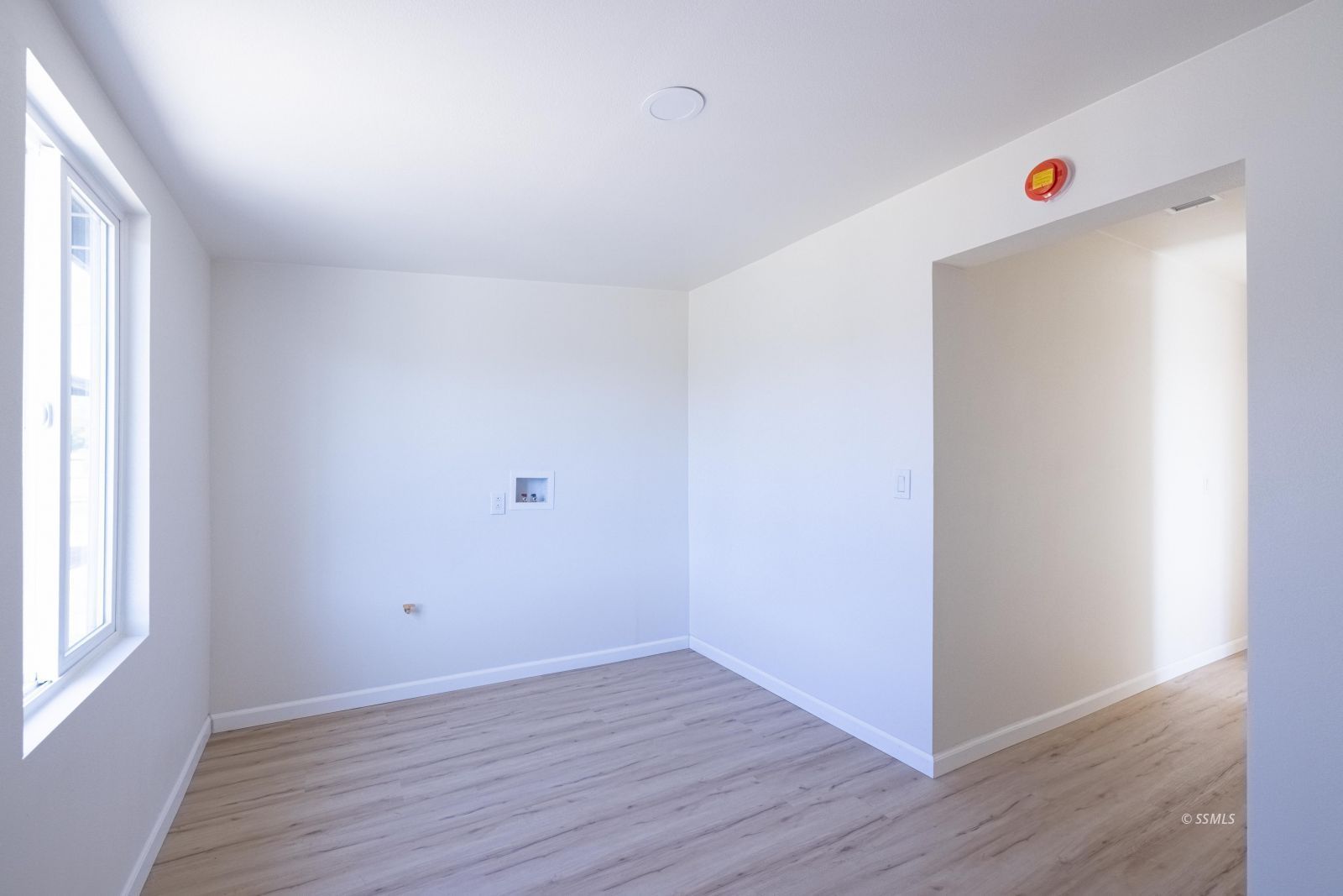 239 South Sunset Street Ridgecrest, CA 93555 - Photo 24 of 34 Gallery Image 24