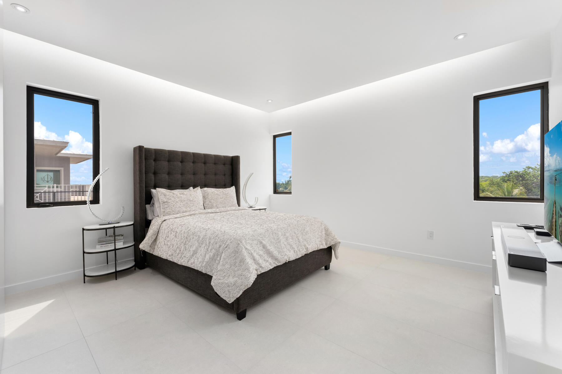 64 Andros Road Key Largo, FL 33037 - Photo 29 of 62 Guest suite 2nd level