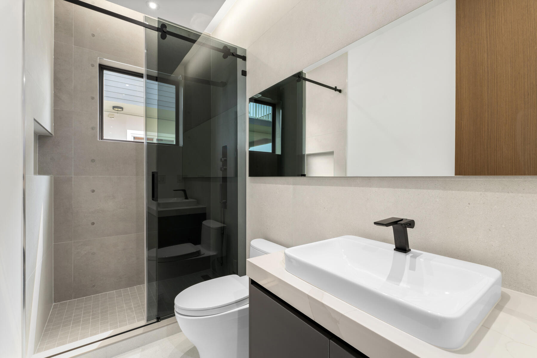 64 Andros Road Key Largo, FL 33037 - Photo 40 of 62 Guest bath 3rd level