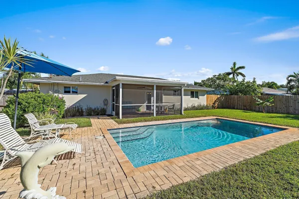 $4,500 | 372 Franklin Road, Tequesta, FL 33469