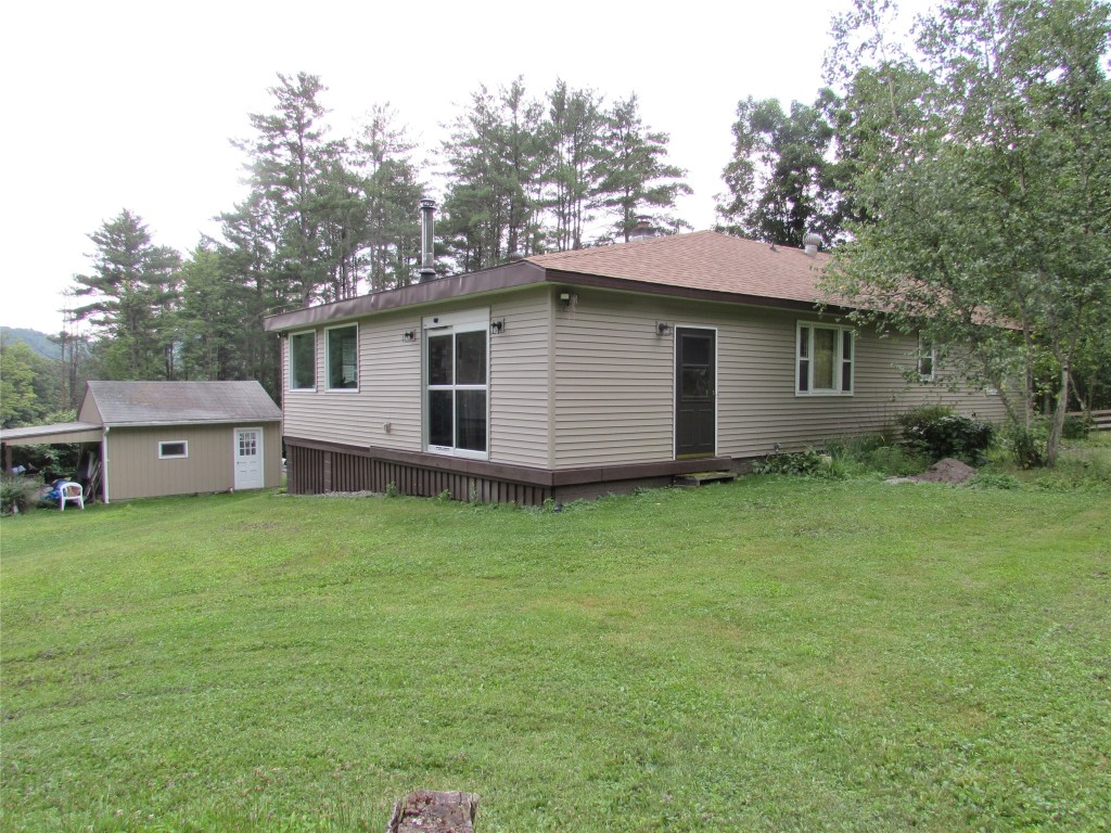 44 Duell Road Binghamton, NY 13904 - Photo 2 of 32 Gallery Image 2