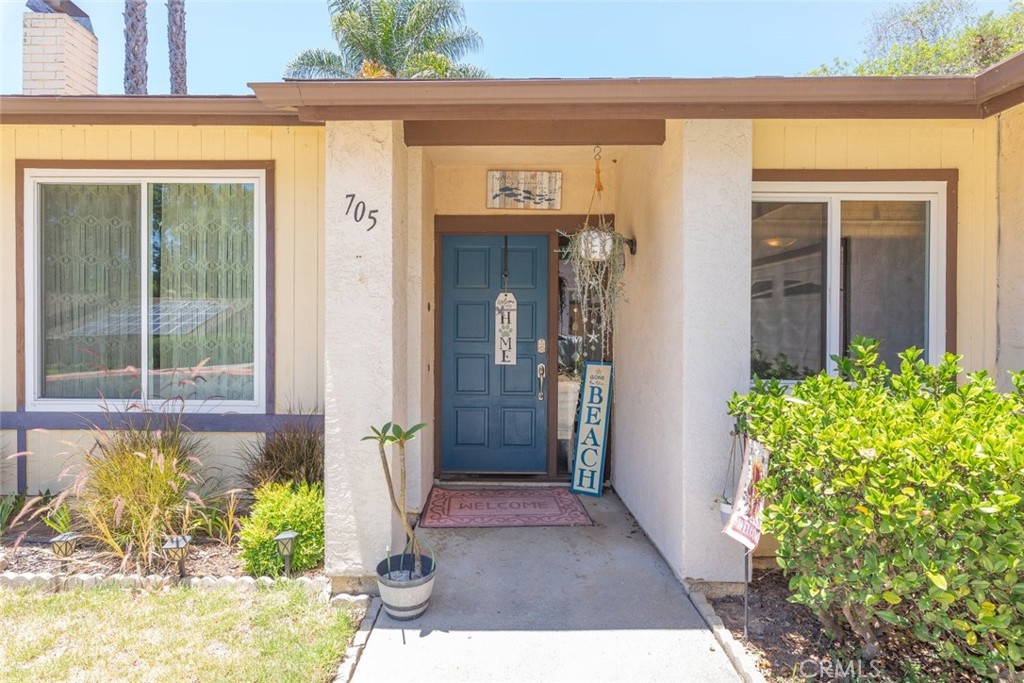 705 Old Bridge Road Fallbrook, CA 92028 - Photo 4 of 25