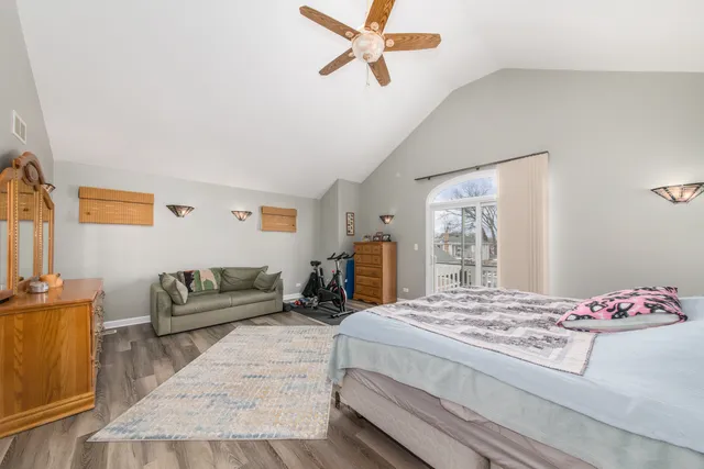 $560,000 | 7417 North Oleander Avenue, Chicago, IL 60631