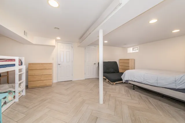 $560,000 | 7417 North Oleander Avenue, Chicago, IL 60631