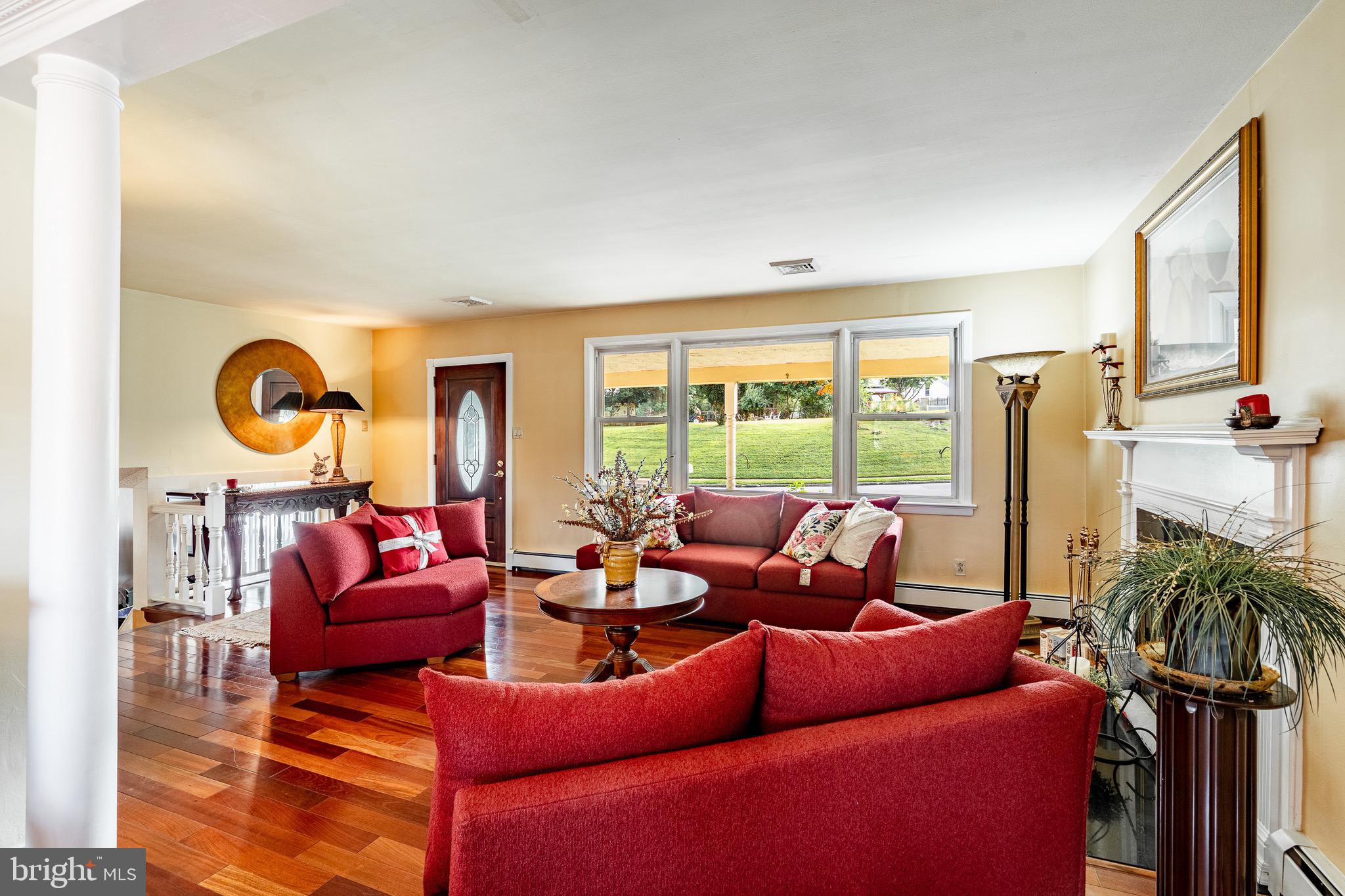 708 Elgin Road Newtown Square, PA 19073 - Photo 4 of 33 Gallery Image 4