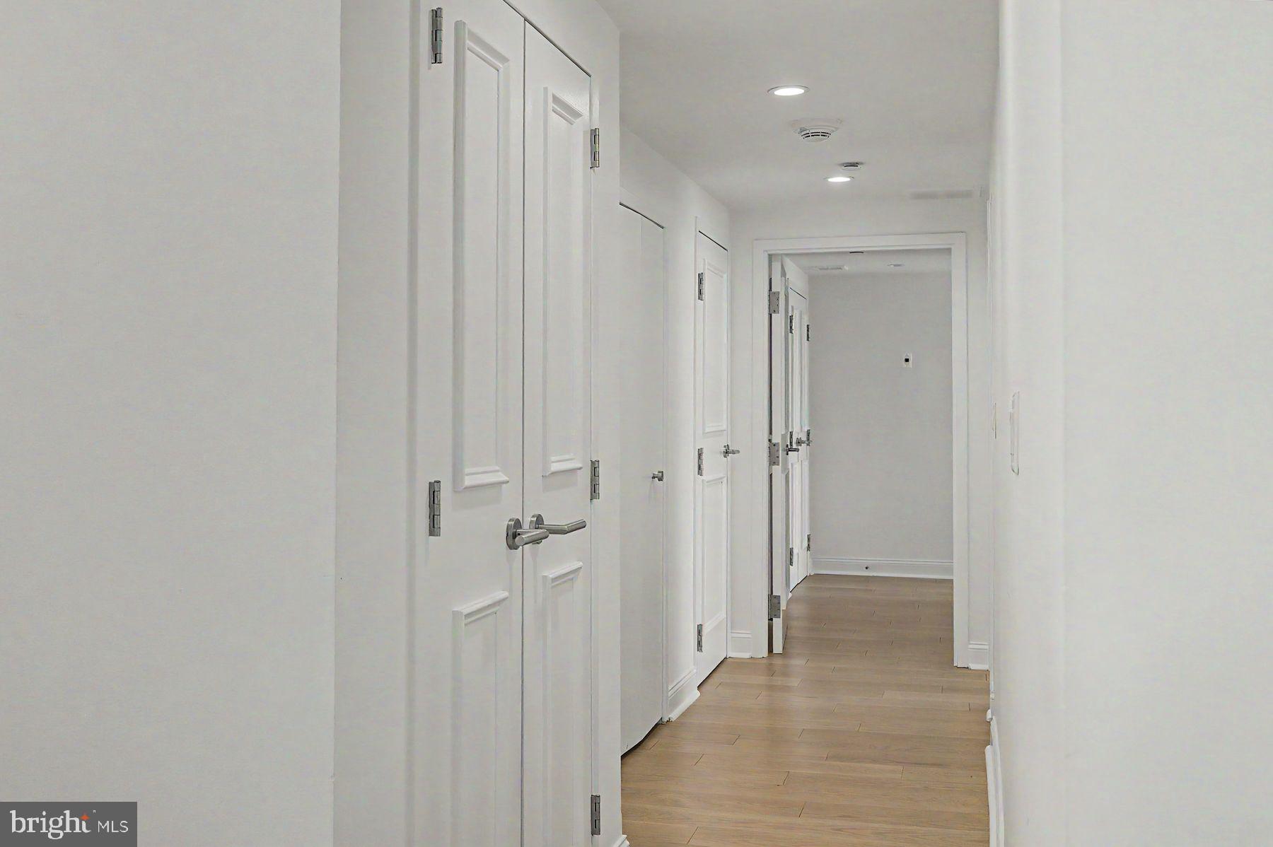 202-210 West Rittenhouse Square, Unit 1808 Philadelphia, PA 19103 - Photo 21 of 44