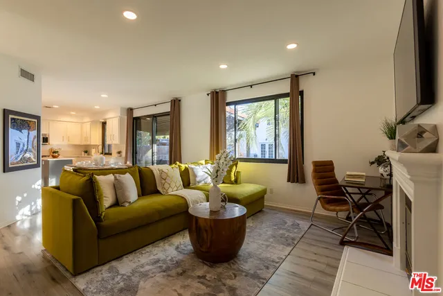 $1,429,000 | 18404 Arminta Street, Reseda, CA 91335