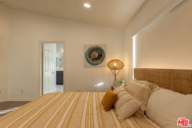 $1,429,000 | 18404 Arminta Street, Reseda, CA 91335