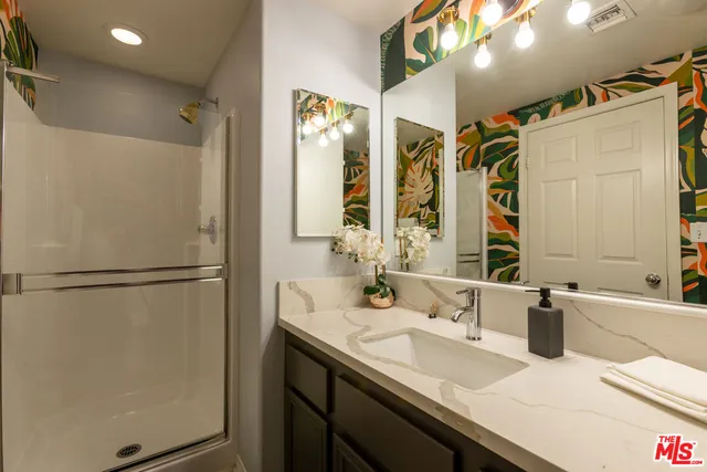 $1,429,000 | 18404 Arminta Street, Reseda, CA 91335