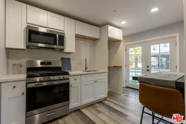 $1,429,000 | 18404 Arminta Street, Reseda, CA 91335